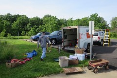 Roger KF9D unloading the rental trailer