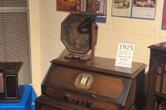 More radios in the antique radio room