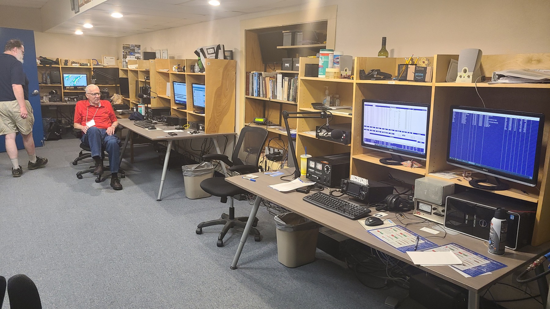 WC8VOA radio room