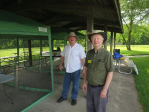 Fred AC9RQ and guest from Texas helping setup